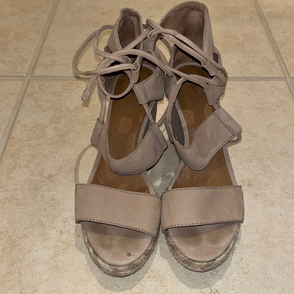 Taupe Frye Wedge Sandals. Size 7.